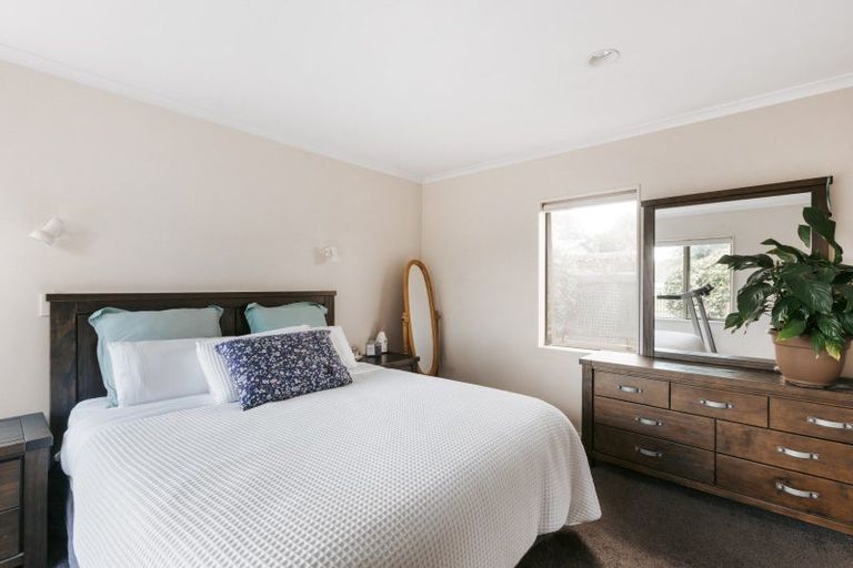 Photo of property in 5 Evansbel Place, Papamoa Beach, Papamoa, 3118