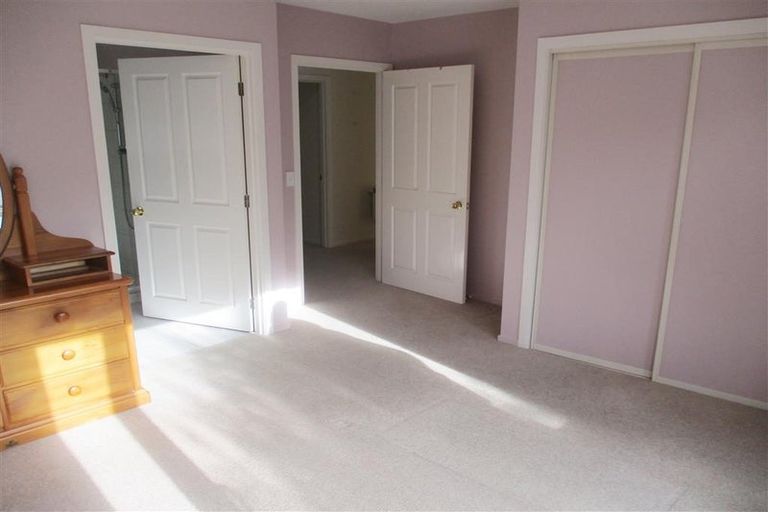 Photo of property in 27 Broadhaven Avenue, Parklands, Christchurch, 8083