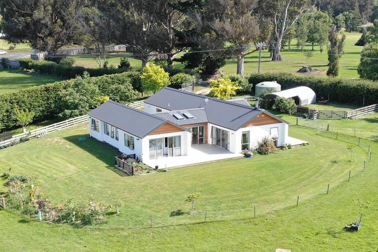 Photo of property in 262 Main Road South, East Taieri, Mosgiel, 9092