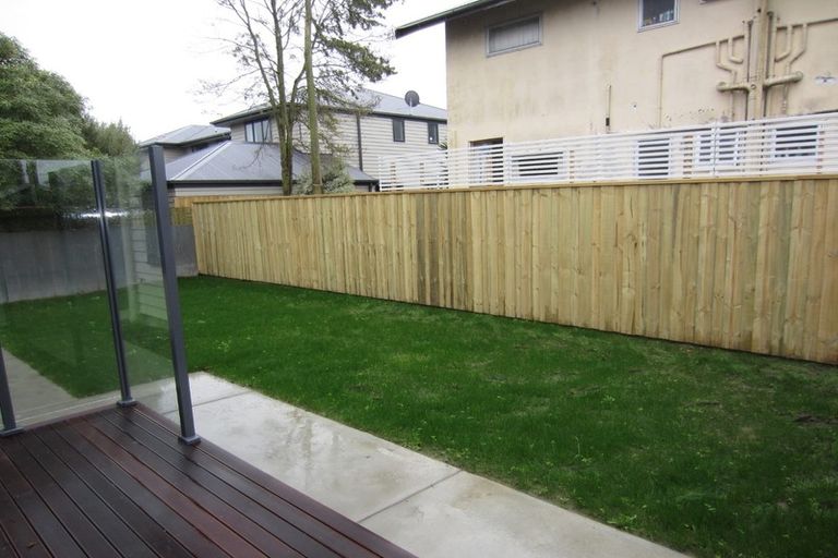 Photo of property in 2/477 Barbadoes Street, Edgeware, Christchurch, 8013