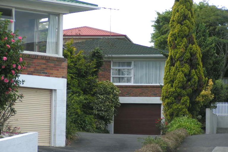 Photo of property in 1/12 Belle Vue Avenue, Northcote Point, Auckland, 0627