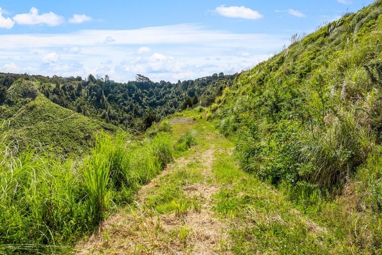 Photo of property in 709 Ahuroa Road, Puhoi, Warkworth, 0981