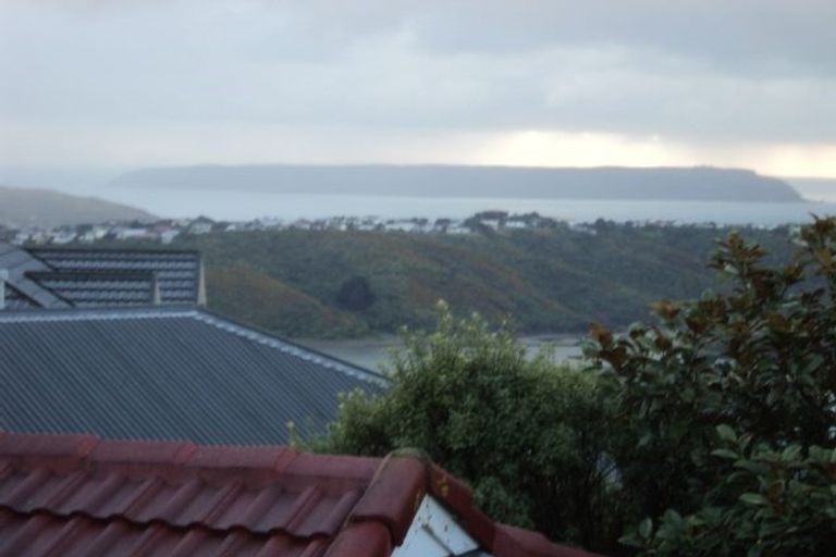 Photo of property in 7a Coventry Close, Ascot Park, Porirua, 5024