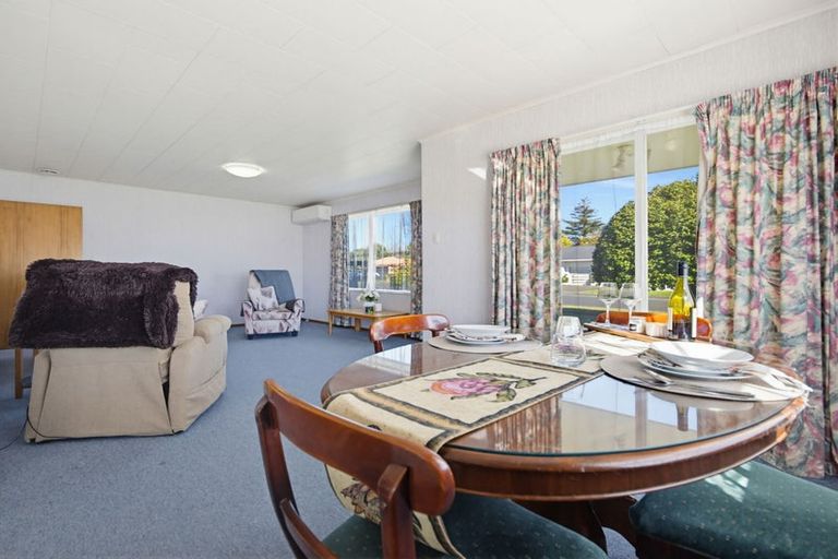 Photo of property in 22 Howden Road, Fairfield, Hamilton, 3214