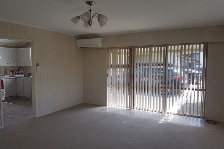 Photo of property in 1/58 Great South Road, Papakura, 2110