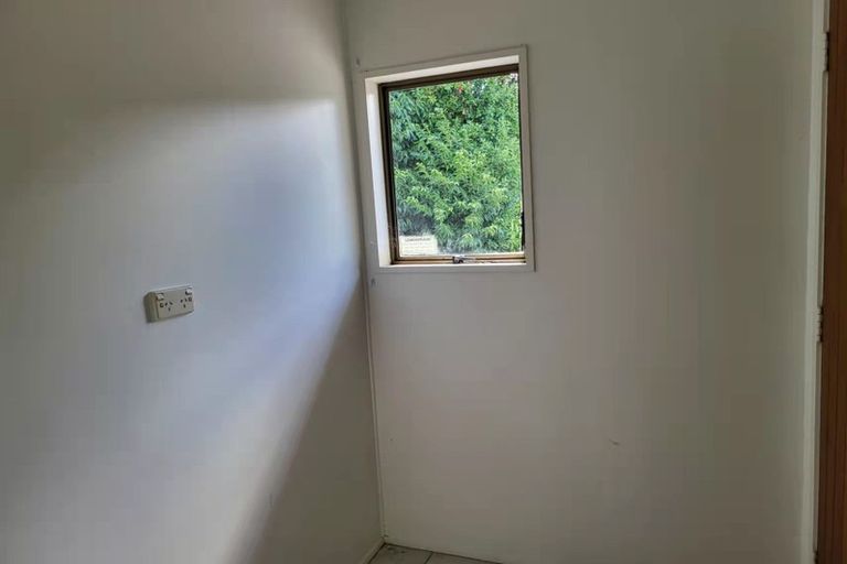 Photo of property in 81 College Road, Northcote, Auckland, 0627