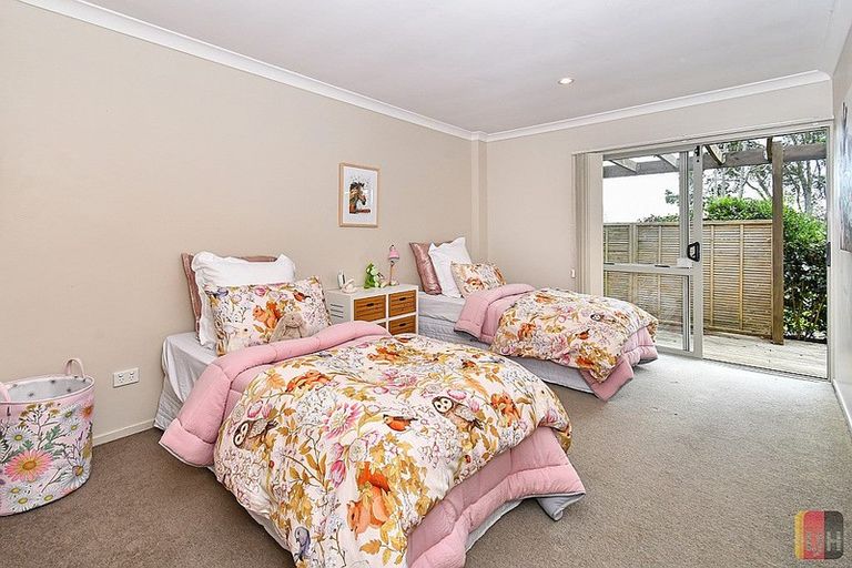 Photo of property in 5 Wairua Place, Pukekohe, 2120