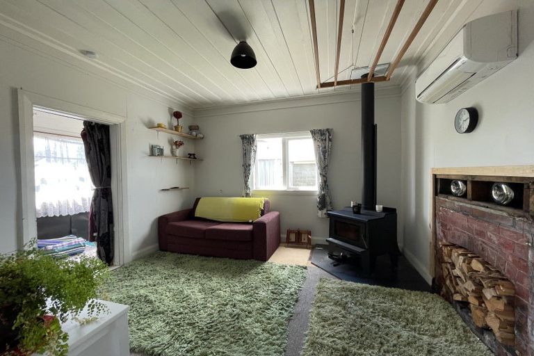 Photo of property in 1 Harborough Street, Watlington, Timaru, 7910