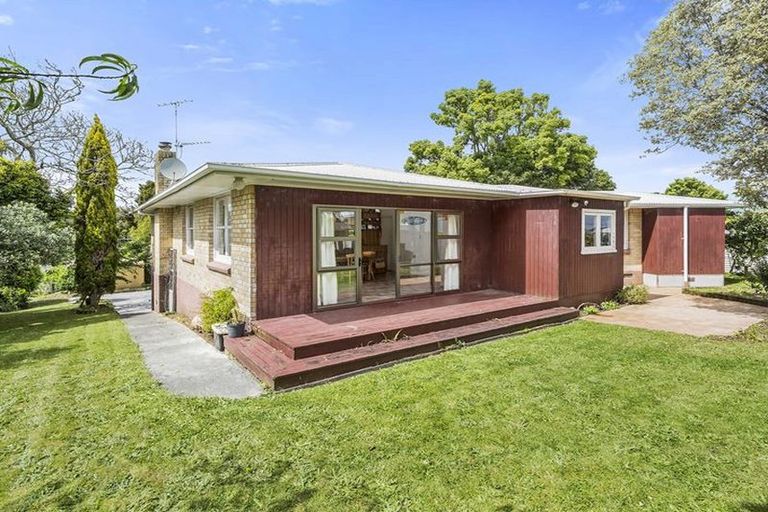 Photo of property in 14 Gills Avenue, Papakura, 2110