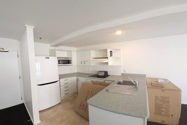 Photo of property in Courtenay Apartments, 413/120 Courtenay Place, Te Aro, Wellington, 6011