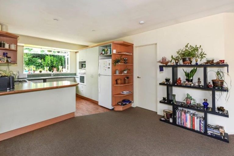 Photo of property in 15 Cross Street, Coalgate, 7673