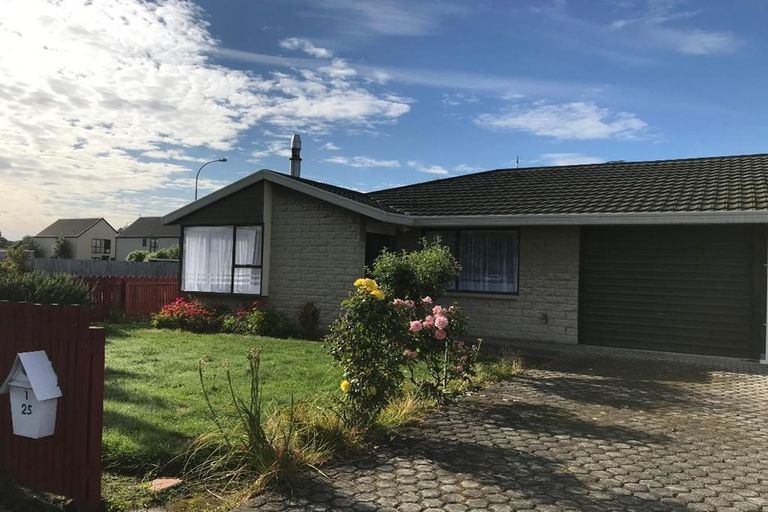 Photo of property in 1/25 Lyndon Street, Riccarton, Christchurch, 8041
