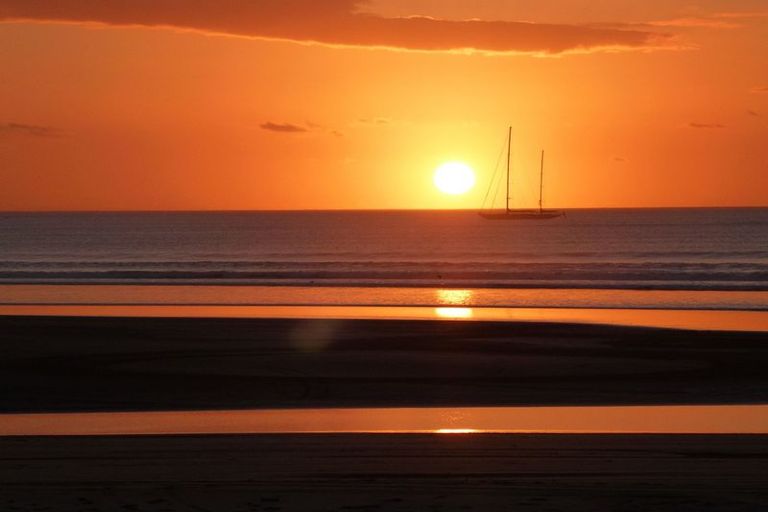 Photo of property in 14 Kotare Street, Ahipara, Kaitaia, 0481