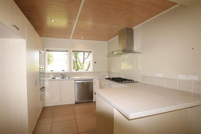 Photo of property in 121 Parkview Drive, Gulf Harbour, Whangaparaoa, 0930