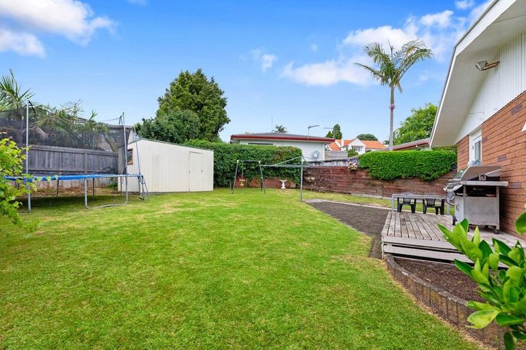 Photo of property in 19 Otumoetai Road, Judea, Tauranga, 3110