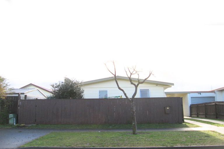 Photo of property in 30 Burton Crescent, Flaxmere, Hastings, 4120