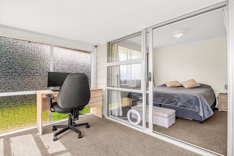 Photo of property in 21 Matipo Place, Edgecumbe, 3120