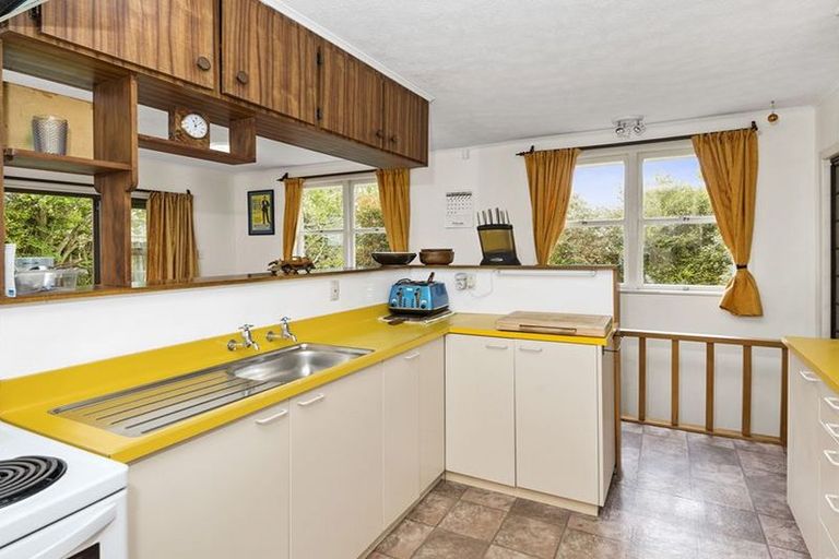 Photo of property in 14 Gills Avenue, Papakura, 2110