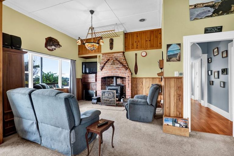 Photo of property in 2 Broadway, Waitara, 4320