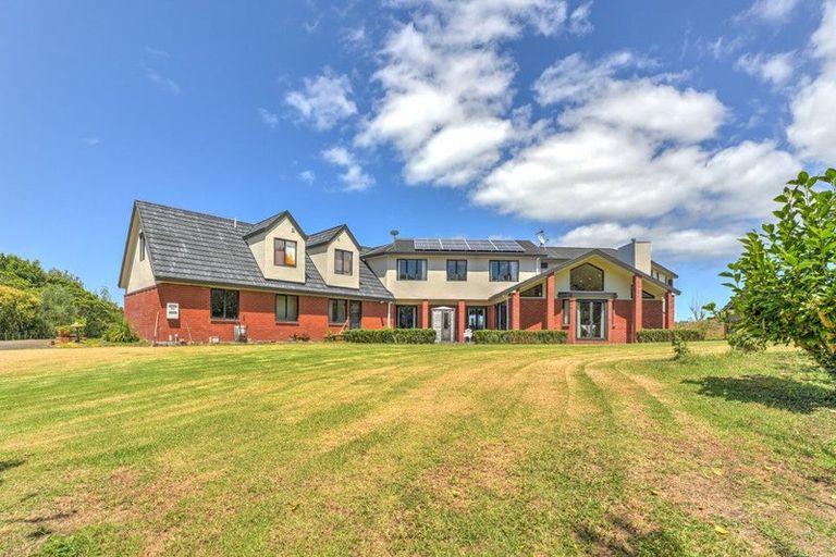 Photo of property in 260 State Highway 16, Kumeu, 0892