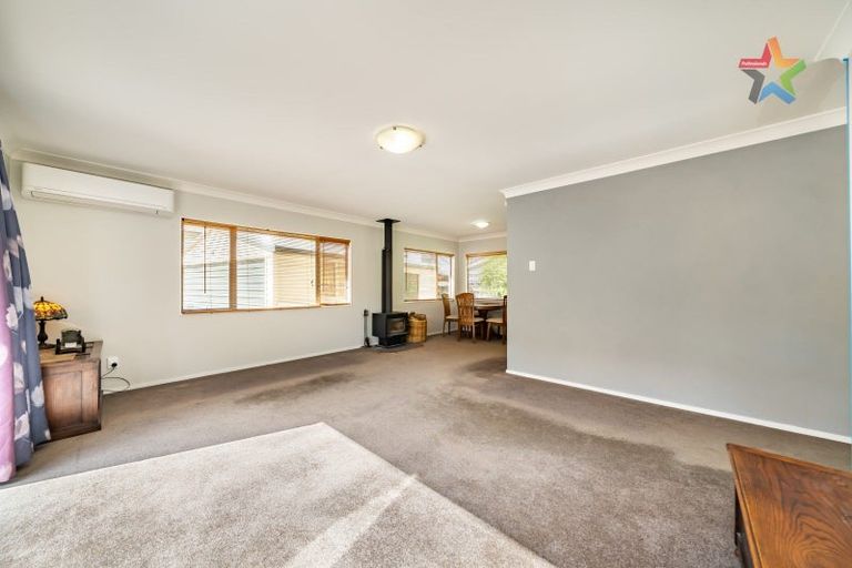 Photo of property in 2/32 Hair Street, Wainuiomata, Lower Hutt, 5014