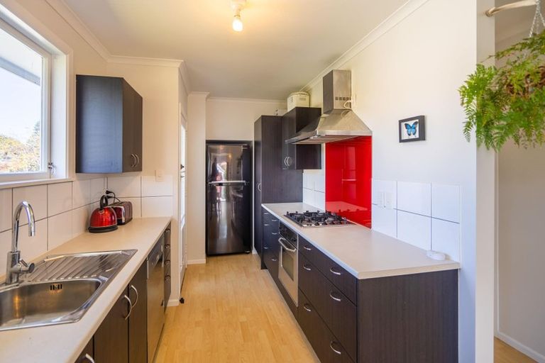 Photo of property in 18 Walton Road, Paraparaumu Beach, Paraparaumu, 5032