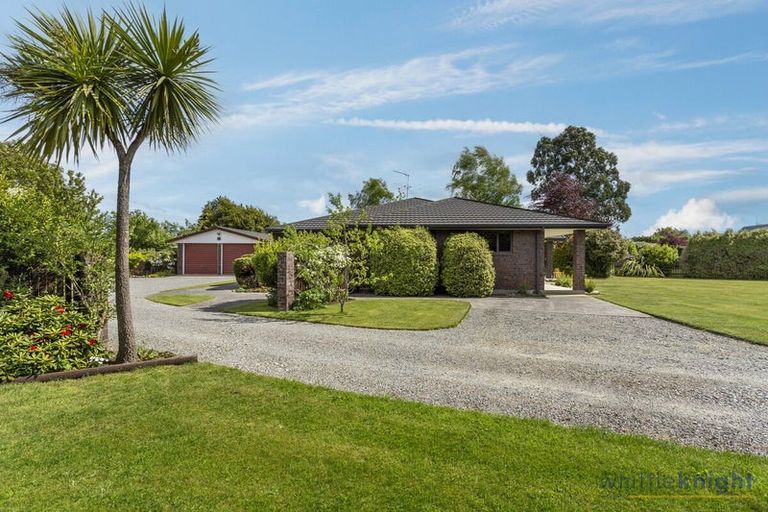 Photo of property in 2377 Homebush Road, Coalgate, 7673