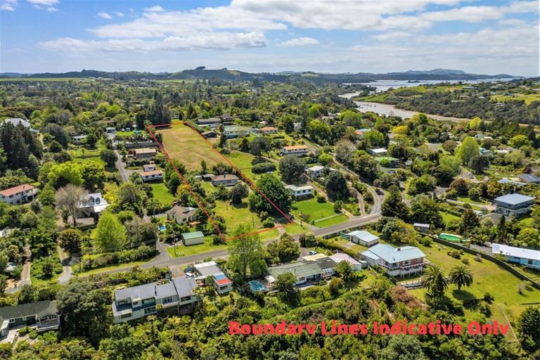 Photo of property in 38 Kemp Road, Kerikeri, 0230