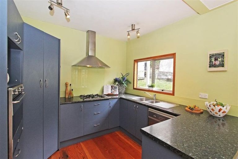 Photo of property in 52 Locking Street, Nelson South, Nelson, 7010