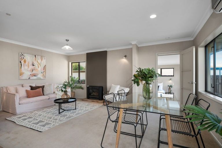 Photo of property in 2 Pemberton Crescent, Greerton, Tauranga, 3112