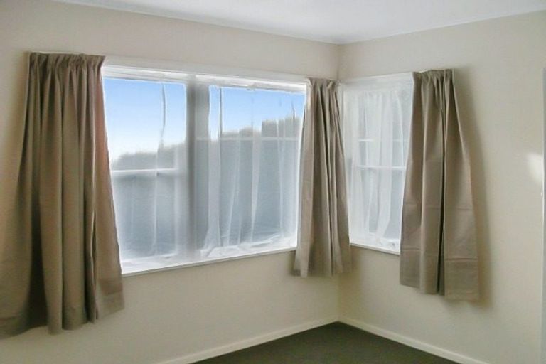 Photo of property in 45 Wainuiomata Road, Wainuiomata, Lower Hutt, 5014