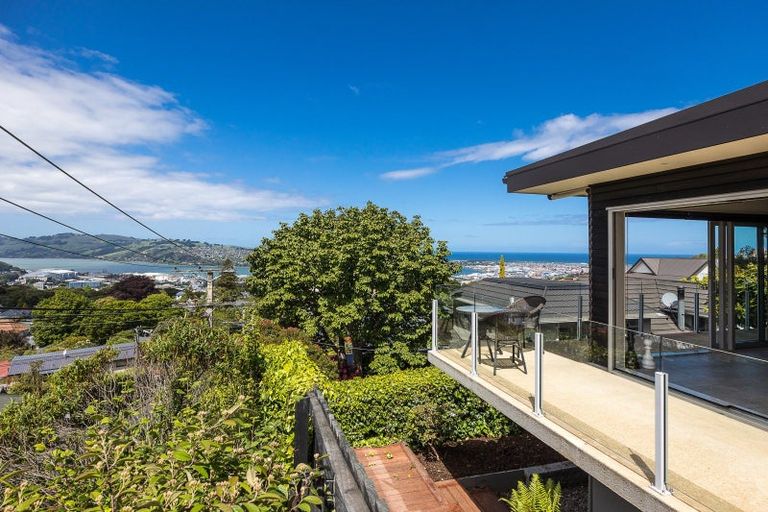 Photo of property in 10 Garfield Avenue, Roslyn, Dunedin, 9010