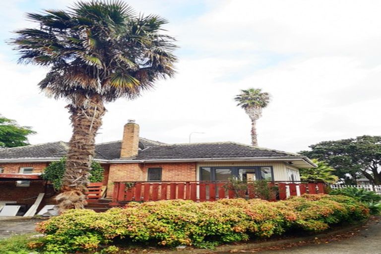 Photo of property in 125 East Tamaki Road, Papatoetoe, Auckland, 2025