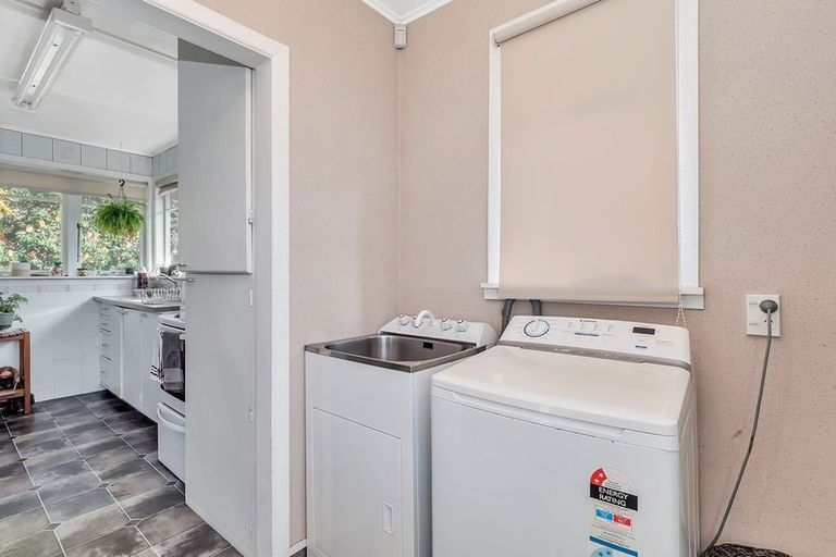 Photo of property in 115a Oceanview Road, Mount Maunganui, 3116