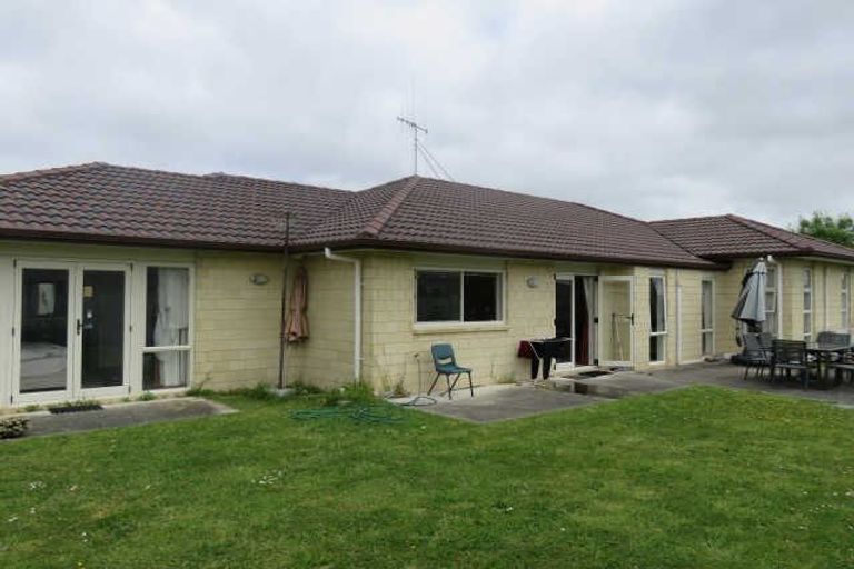 Photo of property in 64 Farringdon Avenue, Rototuna North, Hamilton, 3210