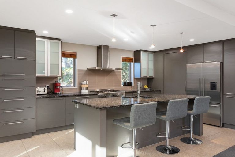 Photo of property in 33 Magnolia Drive, Springlands, Blenheim, 7201