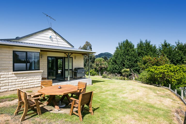 Photo of property in 174 Chain Hills Road, Chain Hills, Dunedin, 9076