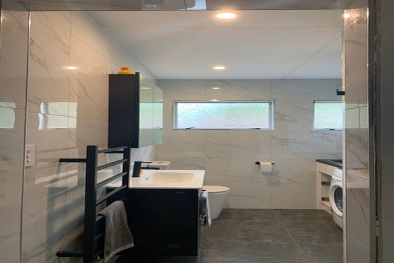 Photo of property in 1/6 Waterloo Place, Westown, New Plymouth, 4310