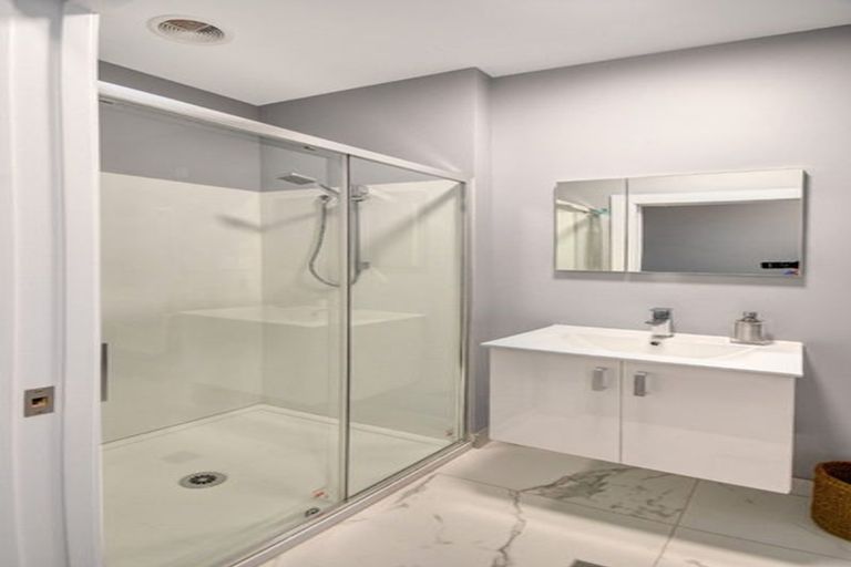 Photo of property in 352 South Road, Caversham, Dunedin, 9012