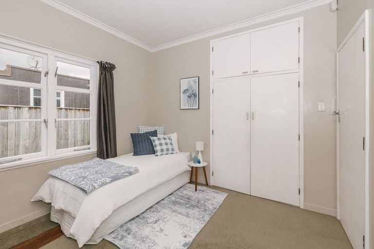 Photo of property in 14 Trent Avenue, Hokowhitu, Palmerston North, 4410