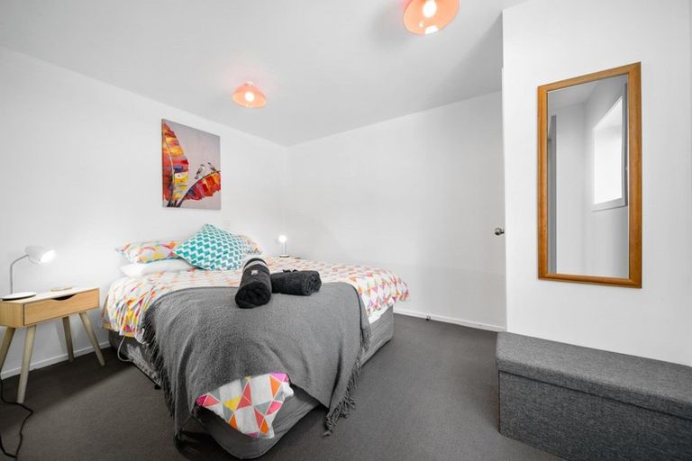 Photo of property in 8 Invincible Drive, Glenorchy, 9372