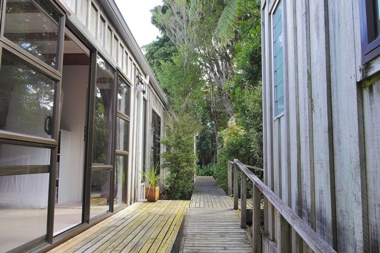 Photo of property in 6 Lincoln Street, Ashhurst, 4810