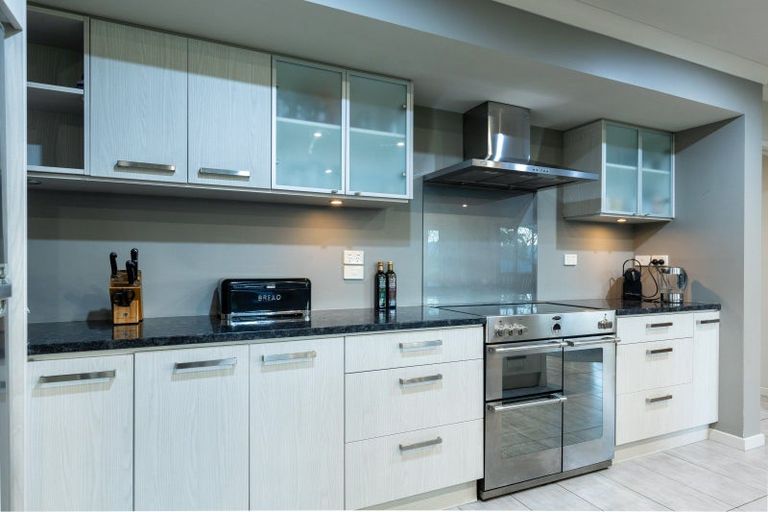 Photo of property in 25 Clearwater Place, Mayfield, Blenheim, 7201