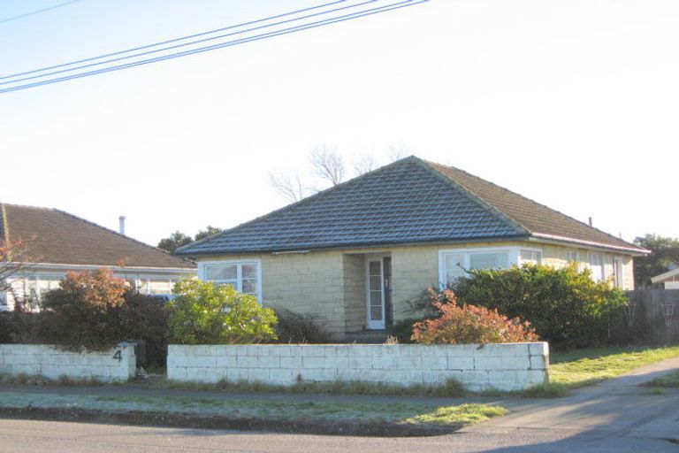 Photo of property in 4 Roberts Road, Hei Hei, Christchurch, 8042