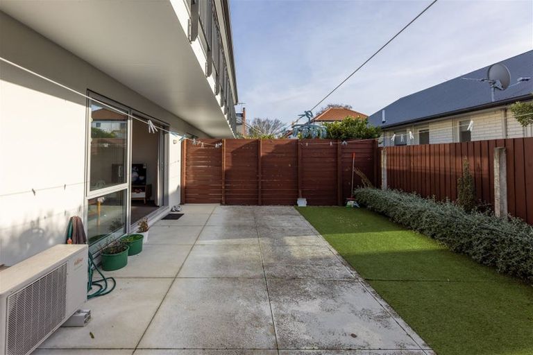 Photo of property in 2/31 Clissold Street, Merivale, Christchurch, 8014