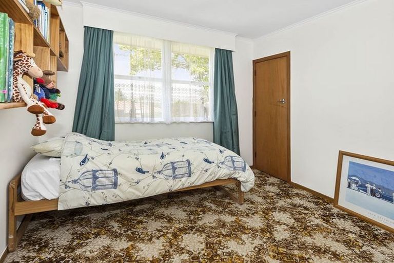 Photo of property in 14 Gills Avenue, Papakura, 2110