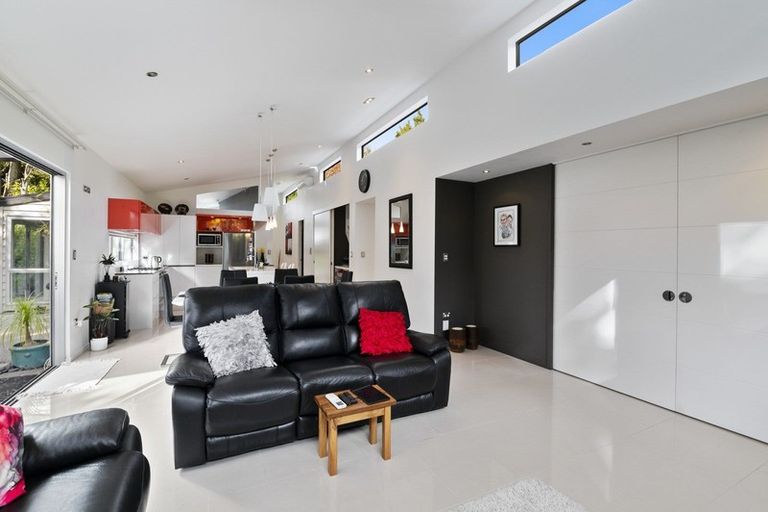 Photo of property in 73a Macarthur Street, Levin, 5510