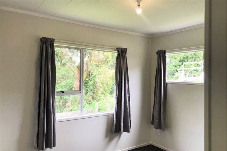 Photo of property in 26 Tudor Road, Henderson, Auckland, 0610