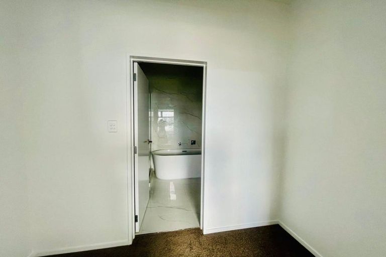 Photo of property in 84 Kauri Heart Avenue, Takanini, 2112