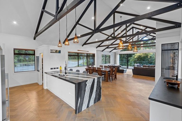 Photo of property in 123 Pinchgut Road, Kaukapakapa, 0873